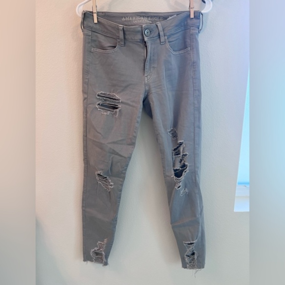 American Eagle Women’s Grey Skinny Jeggings